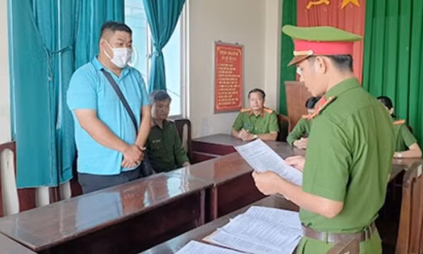 Cựu trưởng phòng kinh doanh khách sạn chiếm đoạt gần 700 triệu đồng