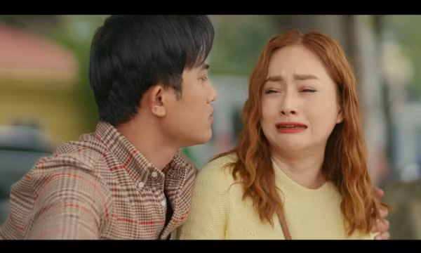 Phim giờ vàng có Lan Phương liên tục gây thất vọng