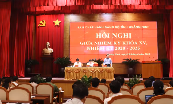 Thảo luận sôi nổi, trách nhiệm