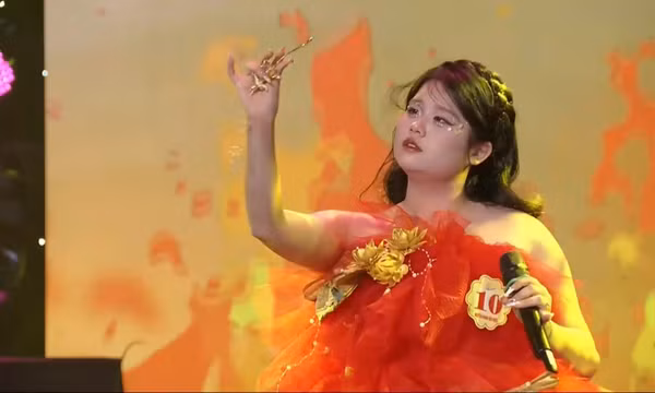 BÓNG PHÙ HOA (Nguyễn Hoàng Bảo Ngọc)