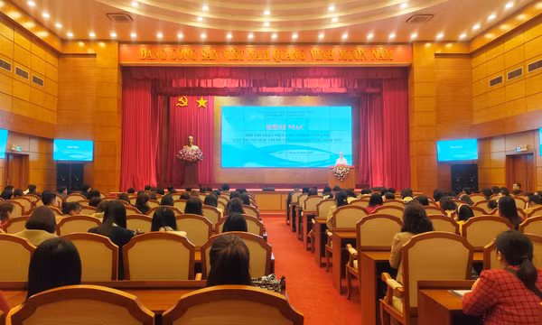 Khai mạc Hội thi Giáo viên chủ nhiệm giỏi cấp THCS tỉnh Quảng Ninh năm 2025