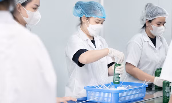 Doanh nghiệp Việt lo hàng giá rẻ trước chính sách thuế của ông Trump