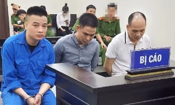 Nhổ răng lập trình viên để ép viết phần mềm cờ bạc
