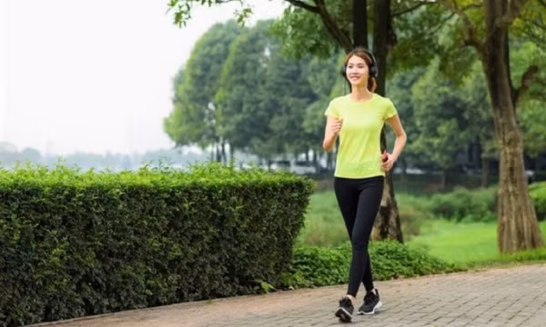 Phòng tránh 7 tác hại nguy hiểm do ngồi nhiều
