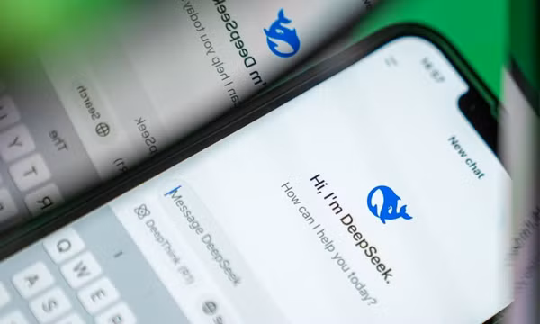 Nhiều app mạo danh ra đời ăn theo cơn sốt DeepSeek, bán tiền mã hóa