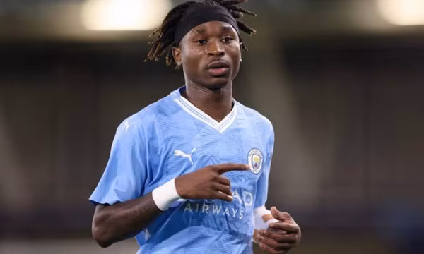Nottingham đón tân binh từ Man City