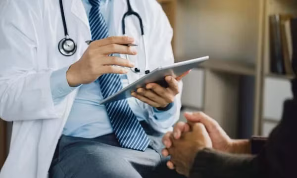 AI có thể viết báo cáo phẫu thuật chính xác hơn cả bác sỹ