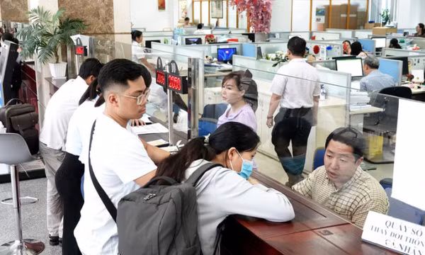 Thuế thu nhập cá nhân và những gánh nặng chi phí hàng ngày của người nộp thuế