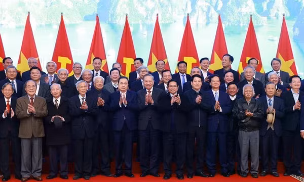 Gặp mặt thân mật “Mừng Đảng quang vinh, mừng Xuân Ất Tỵ 2025”