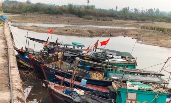 Đầu tư nạo vét luồng thủy nội địa ở Đầm Hà