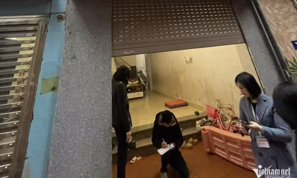 Vụ bé gái 5 tháng tuổi tử vong ở Hà Nội: Người phụ nữ trông trẻ khai gì?