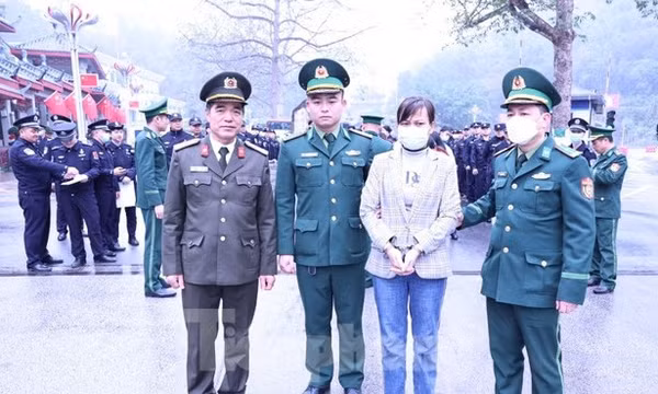 Bắt giữ 'má mì buôn người' tại cửa khẩu biên giới Lạng Sơn