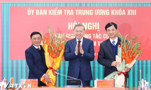 Nhiệm vụ trọng tâm của ngành kiểm tra là không để lọt vào cấp ủy cán bộ suy thoái