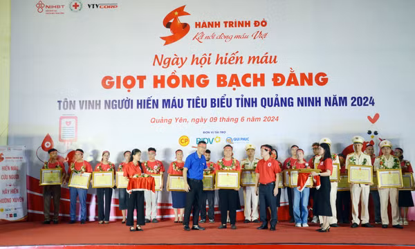 Người hiến máu tiêu biểu tỉnh