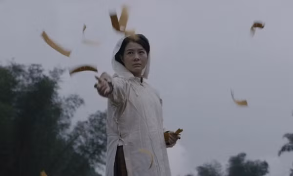 ‘Đèn âm hồn’ - hình ảnh ổn, nội dung thảm họa