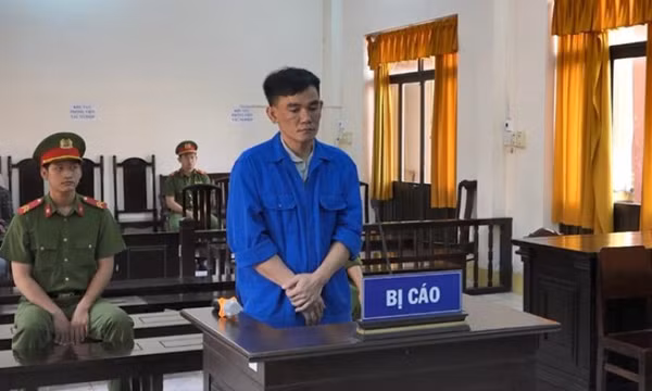 Đâm vợ hờ nhiều nhát rồi tự tử bất thành