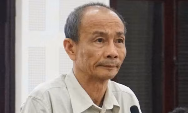 Cựu cán bộ cảng hàng không lừa xin việc, chiếm đoạt tiền tỷ