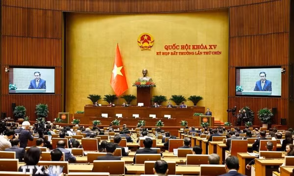 Kỳ họp bất thường lần thứ 9: Quyết sách quan trọng cho giai đoạn phát triển mới