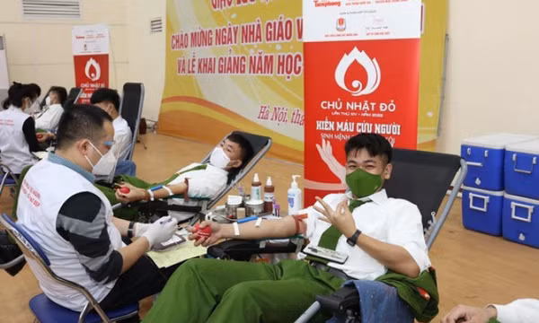 Thứ trưởng Y tế kêu gọi hiến máu dịp Tết