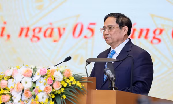 ‘Đoàn kết kỷ cương, chủ động thích ứng, an toàn hiệu quả, phục hồi phát triển’