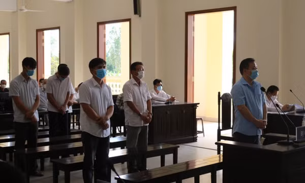 Vụ án tại Agribank Cần Thơ: Tòa tuyên 6 bị cáo vô tội