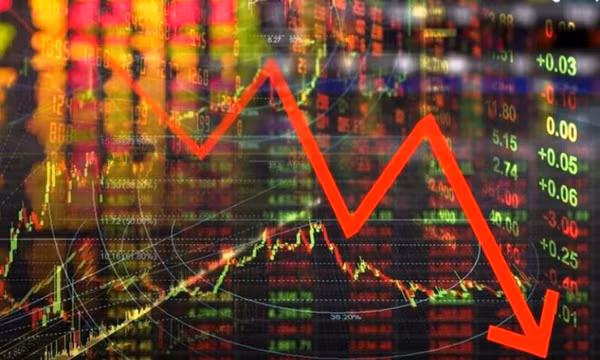 Bán mạnh, VN-Index giảm hơn 33 điểm
