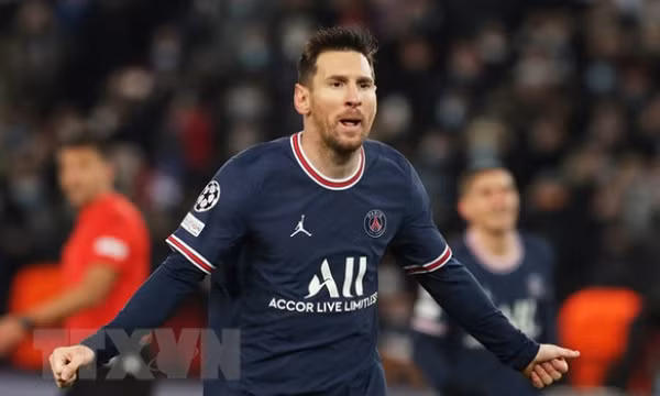 Messi là ứng cử viên số 1 cho giải Cầu thủ xuất sắc nhất năm của FIFA