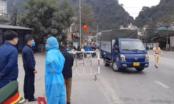 Người dân tại khu vực thuộc 4 cấp độ dịch không phải cách ly y tế khi về quê
