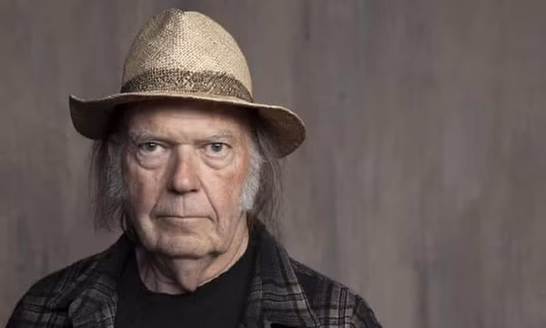 Spotify mất hơn 2 tỷ USD sau quyết định xoá bài hát của Neil Young