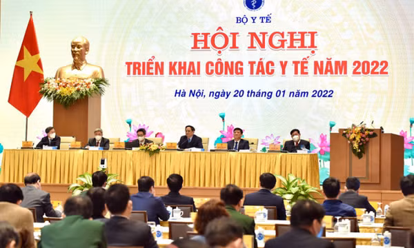 Thủ tướng Phạm Minh Chính dự Hội nghị triển khai công tác y tế năm 2022