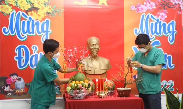 Tết của những bác sỹ xa quê chống dịch COVID-19