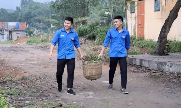 “Sao Tháng Giêng” Đặng Đình Việt