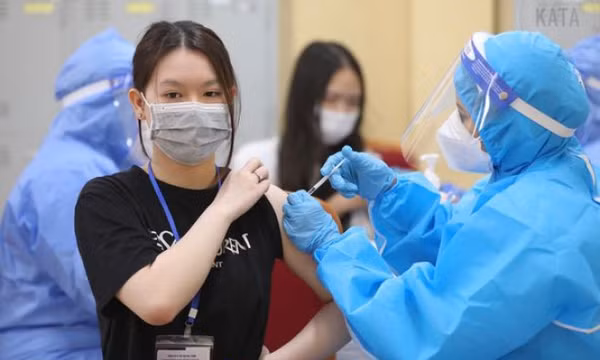 Tiêm mũi 3 vaccine có miễn nhiễm COVID-19 không?