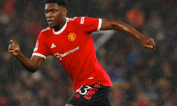 Thêm một cầu thủ chuẩn bị chia tay Man Utd
