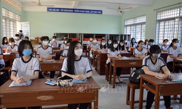 Hướng dẫn địa phương cho học sinh đi học trực tiếp sớm nhất có thể
