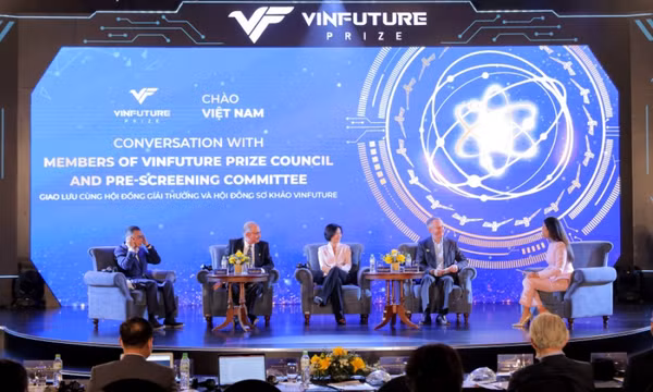 “Tò mò” - Bí quyết của các bộ óc siêu việt nhất thế giới