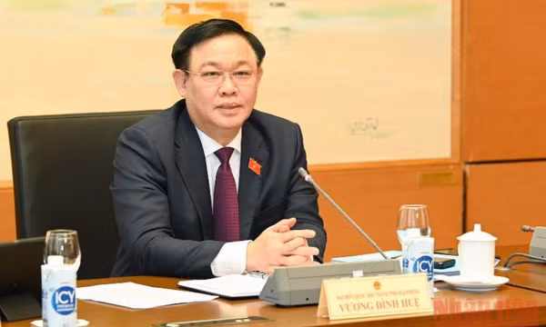 Chủ tịch Quốc hội Vương Đình Huệ: Hỗ trợ phục hồi và phát triển kinh tế-xã hội cần đúng, trúng và kịp thời