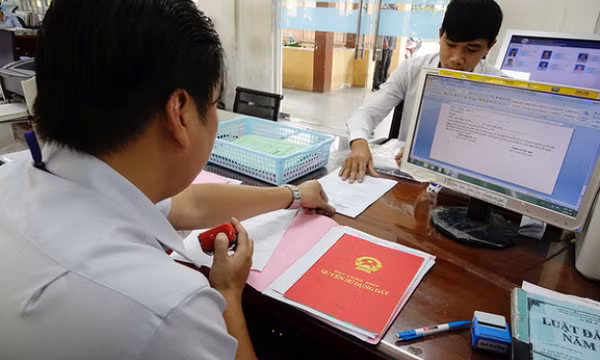 Có được chuyển lại đất sản xuất kinh doanh về đất ở?