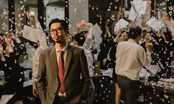 Vì sao “Mang tiền về cho mẹ” của Đen Vâu gây tranh cãi?