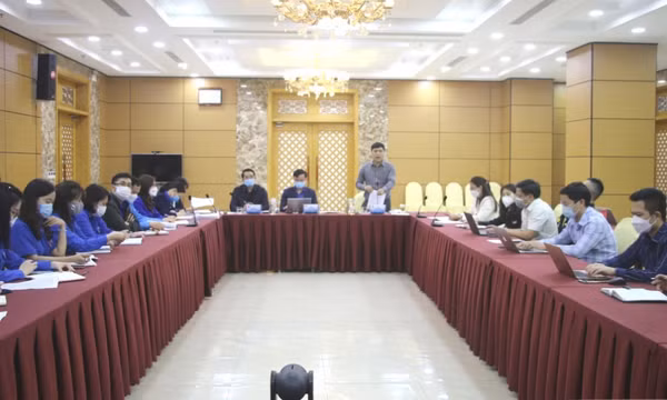 Phát động thi đua chào mừng Đại hội Đoàn các cấp, nhiệm kỳ 2022-2027