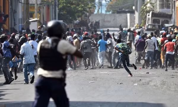 Một số nước đóng cửa đại sứ quán ở Haiti do lo ngại bất ổn gia tăng
