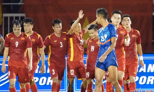 V-League trở lại: Chờ hiệu ứng từ tuyển Việt Nam