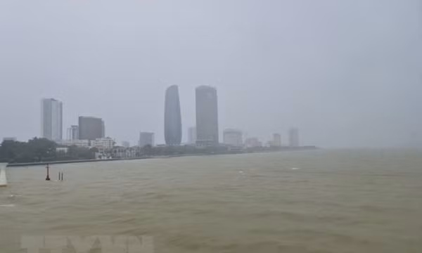 Thời tiết ngày 28/9: Tâm bão số 4 trên đất liền khu vực Thừa Thiên-Huế đến Quảng Nam