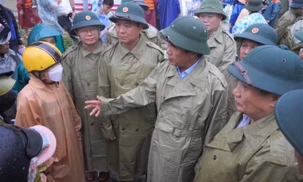 Chưa có thiệt hại về người ở bốn tỉnh vùng tâm bão Noru