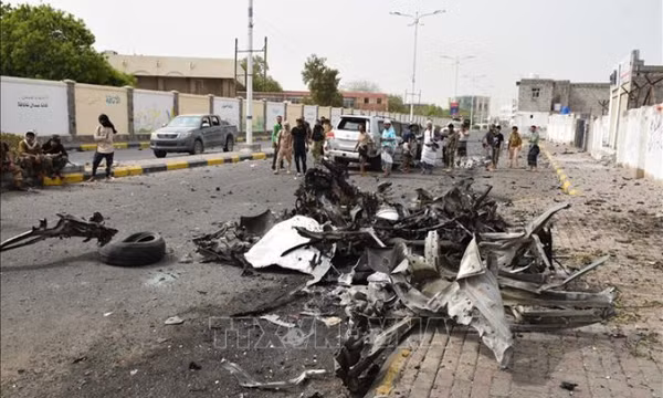 Đánh bom xe buýt ở Yemen: Ít nhất 13 người thương vong
