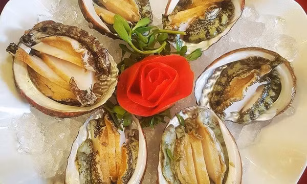 Bào ngư hầm hoa đông trùng
