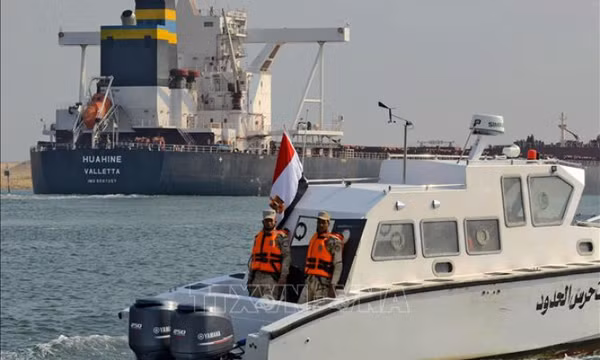 Kênh đào Suez sẽ tăng phí quá cảnh lên 10 - 15%