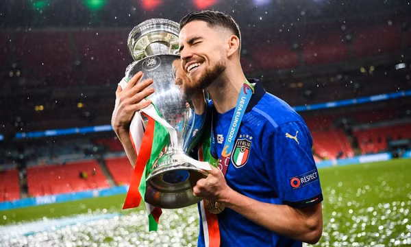 UEFA hủy kế hoạch mở rộng EURO lên 32 đội
