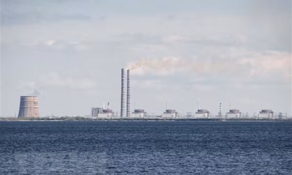 Phái bộ IAEA khởi hành đến nhà máy điện hạt nhân Zaporizhzhia
