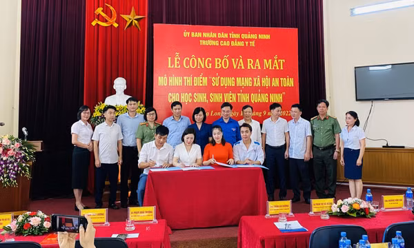 Trường CĐ Y tế Quảng Ninh: Ra mắt mô hình thí điểm “Sử dụng mạng xã hội an toàn cho học sinh, sinh viên tỉnh Quảng Ninh"